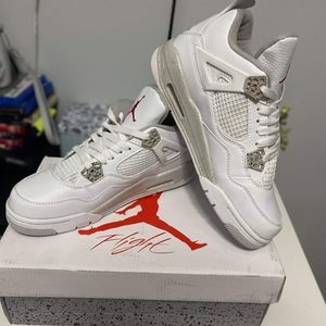 Air Jordan 4